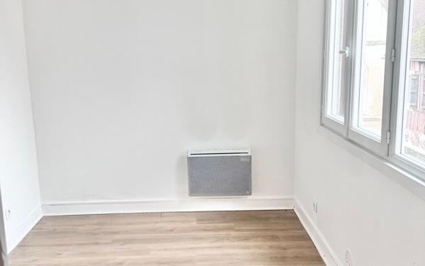 Appartement à vendre    2 pièces • 30 m2 Méru