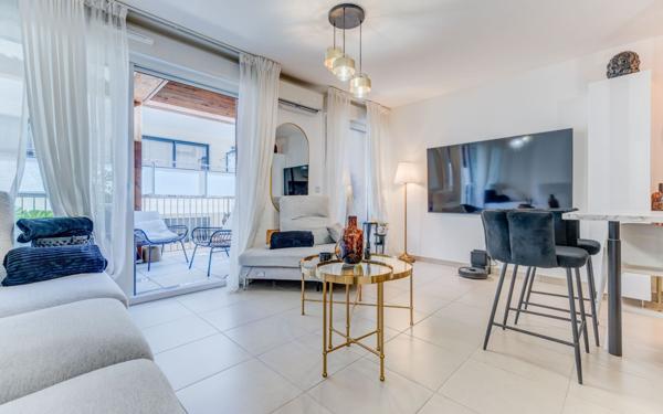 Appartement à vendre    4 pièces • 70,77 m2 Nice