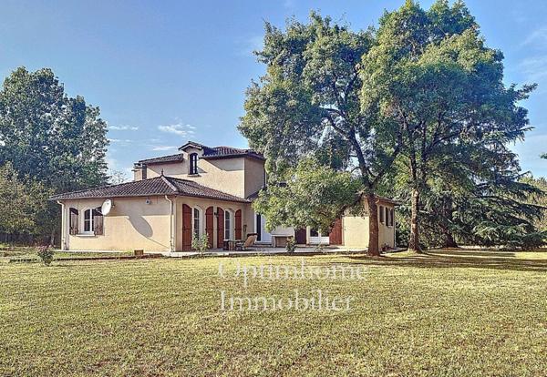 Maison 6 pièces sur grand terrain au calme