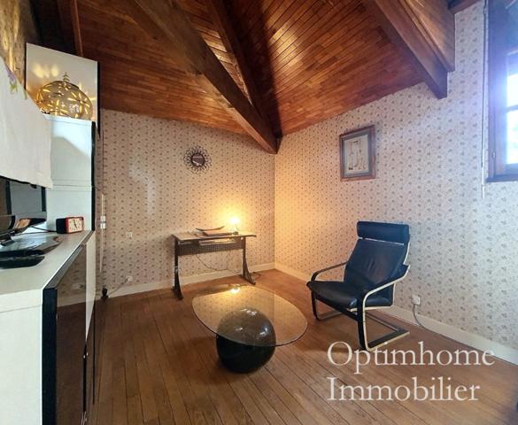 Maison 6 pièces sur grand terrain au calme