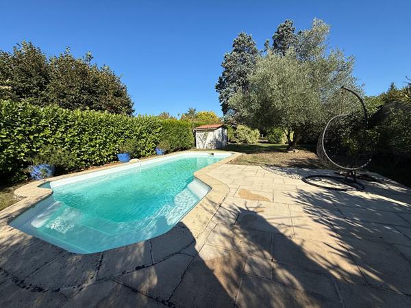 Talence Maison familial avec piscine 4 chambres et bureau sur grand terrain