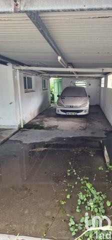 Maison traditionnelle 5 pièces de 89 m² à Saint-André (97440)