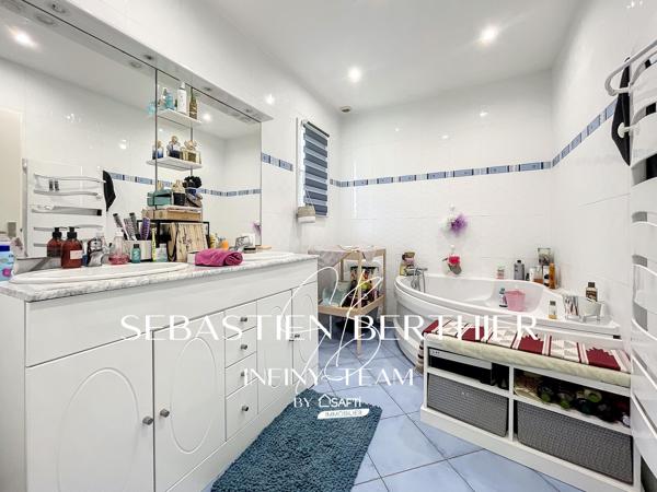 Villa contemporaine - 145 m² - Terrain 2500 m² - Au calme -  7 min Lavaur