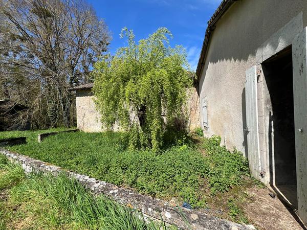 Maison ancienne à rénover à Anché - Fort potentiel