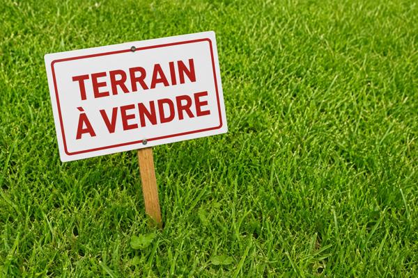Terrain
        
        - 630 m² Exclusivité 135 000 € *
