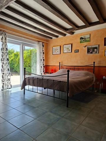 Longère 7 pièces, garage, au calme, dans hameau, proche Fresnay sur Sarthe et Ancinnes, 3min A28 & Gare