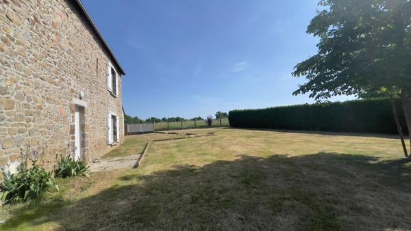 Proche de MAYENNE en campagne