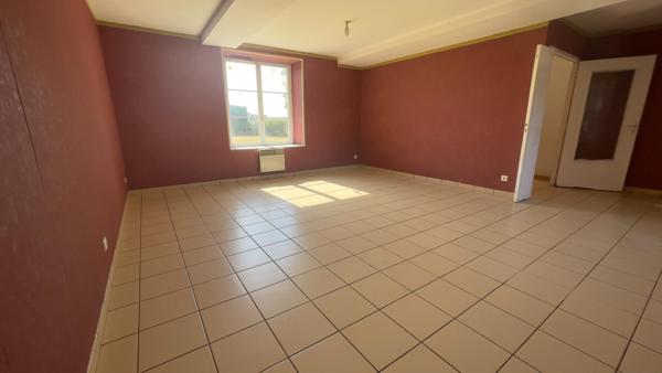 Proche de MAYENNE en campagne