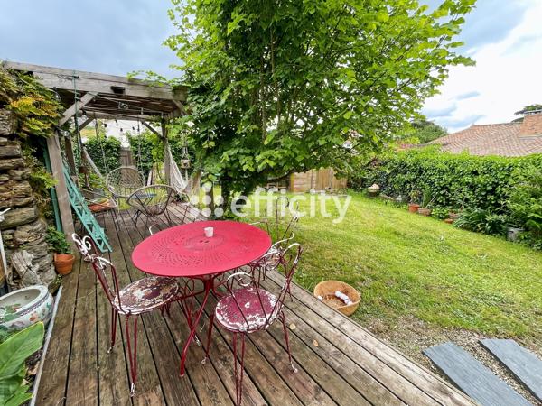 Maison
         3 pièces
        - 54 m²