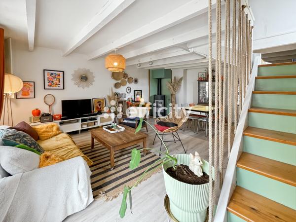 Maison
         3 pièces
        - 54 m²