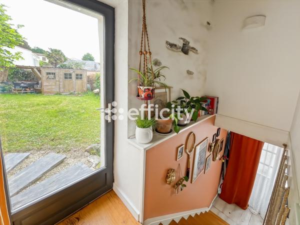 Maison
         3 pièces
        - 54 m²