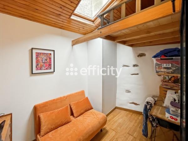 Maison
         3 pièces
        - 54 m²