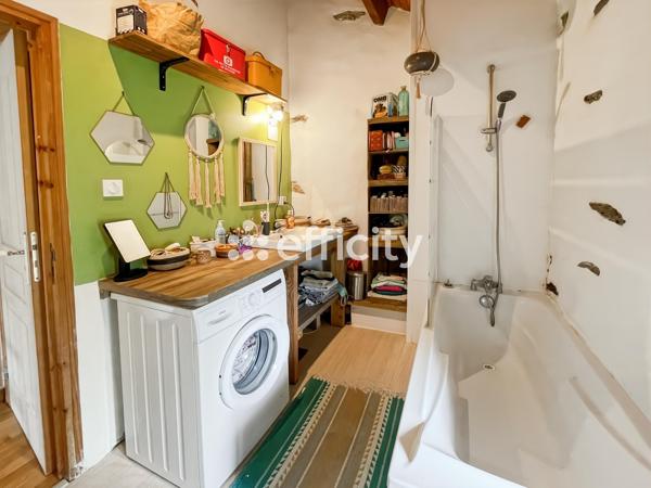 Maison
         3 pièces
        - 54 m²