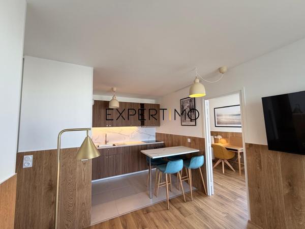 Bagneux (92220) Bagneux - Au pied du métro L4 - Appartement meublé T4 place Lucie Aburac