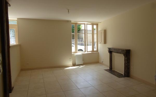 Appartement à louer    3 pièces •  Menars