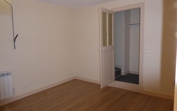 Appartement à louer    3 pièces •  Menars