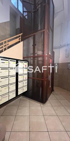 URGENT.TOULON CASTIGNEAU . T1 RÉNOVÉ en 2025  . CALME ABSOLU & EMPLACEMENT STRATÉGIQUE