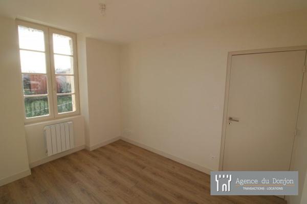 Maison ancienne Mazerolles PONS 77 m²