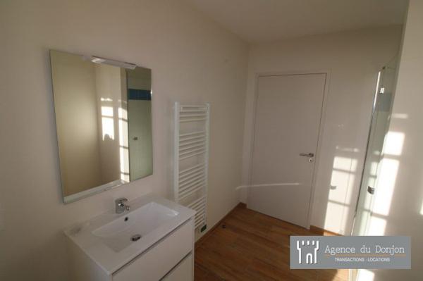 Maison ancienne Mazerolles PONS 77 m²