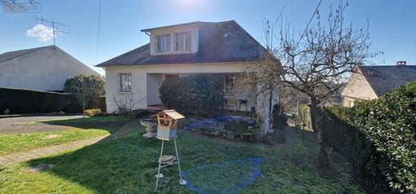 Maison individuelle à vendre à Thouars dans les Deux-Sèvres (79100), ref : 79/BB/526