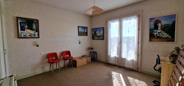 Maison individuelle à vendre à Thouars dans les Deux-Sèvres (79100), ref : 79/BB/526