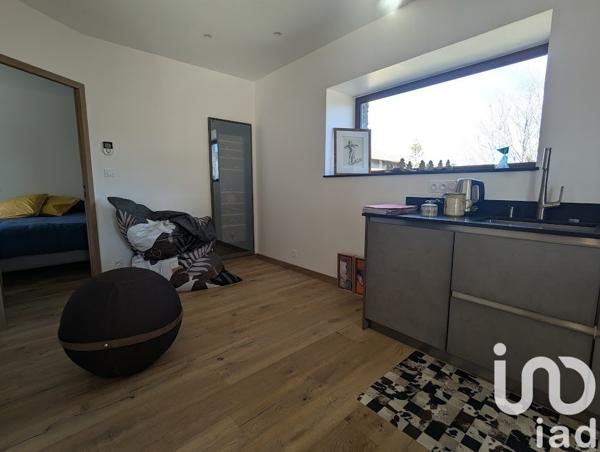 Maison de village 4 pièces de 70 m² à Lalouvesc (07520)