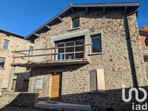 Maison de village 4 pièces de 70 m² à Lalouvesc (07520)