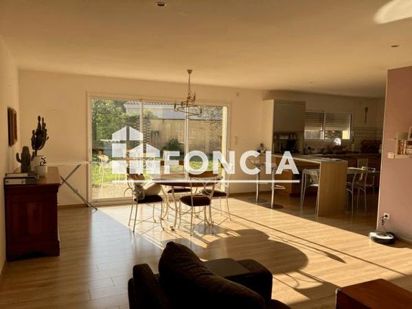 À vendre Maison 6 pièces 156.36 m² - Touvre 16600