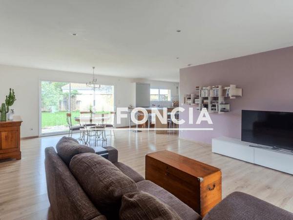 À vendre Maison 6 pièces 156.36 m² - Touvre 16600