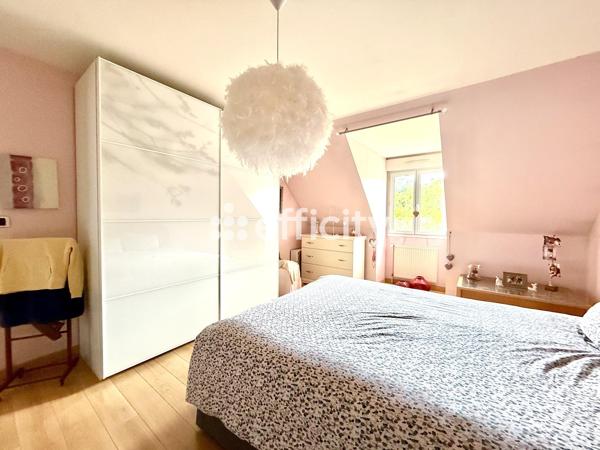 Maison
         6 pièces
        - 170 m² 324 000 € *