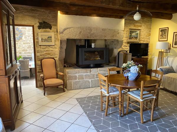 Propriété en Pierres sur la côte Lorientaise sous offre