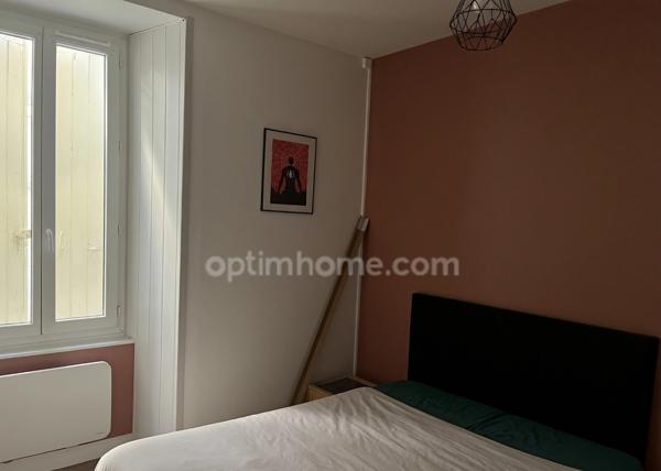 IMMEUBLE DE RAPPORT - 3 LOTS - 2 BOX - FORT POTENTIEL - CHATEAUNEUF SUR CHARENTE (16)