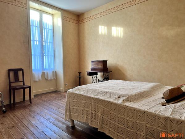 SECTEUR PARFAIT, CHARME FOU !!