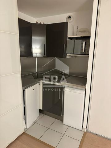 Studio lumineux 23 m2 en rez-de-jardin