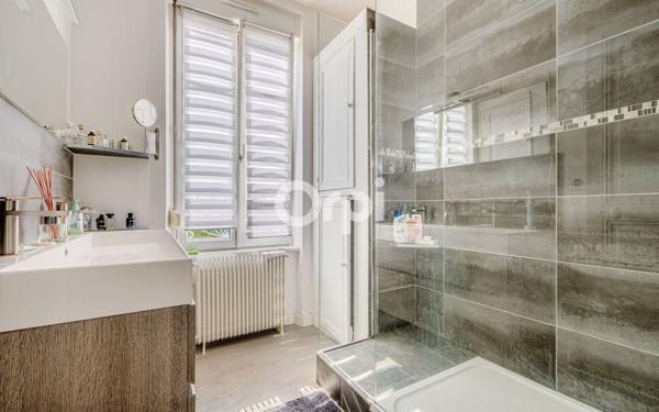 Maison à vendre    6 pièces •  Limoges