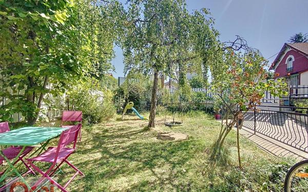 Maison à vendre    6 pièces • 100 m2 Châtillon