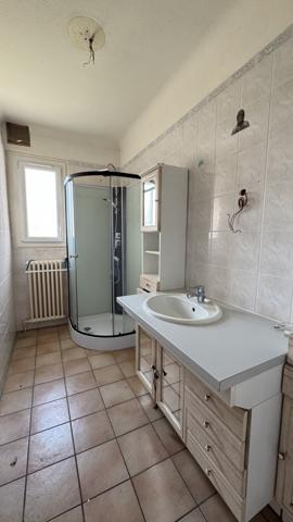 Saint-Just-Saint-Rambert (42170) Maison de 119m2 habitables sur 1000m2 de terrain