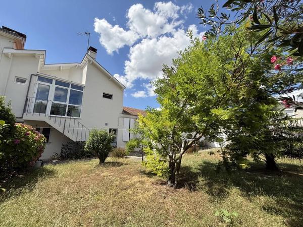 Vente immobilière : Maison à Saintes    189 000 €- L'AGENCE DE L'IMMOBILIER.
