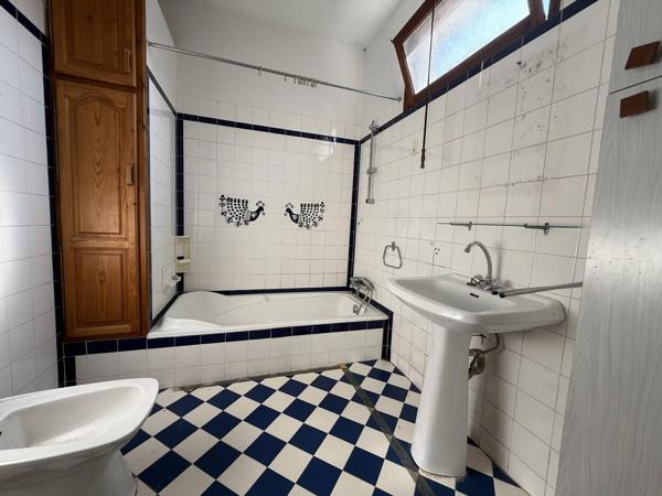 Vente immobilière : Maison à Saintes    189 000 €- L'AGENCE DE L'IMMOBILIER.