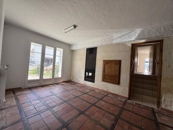 Vente immobilière : Maison à Saintes    189 000 €- L'AGENCE DE L'IMMOBILIER.