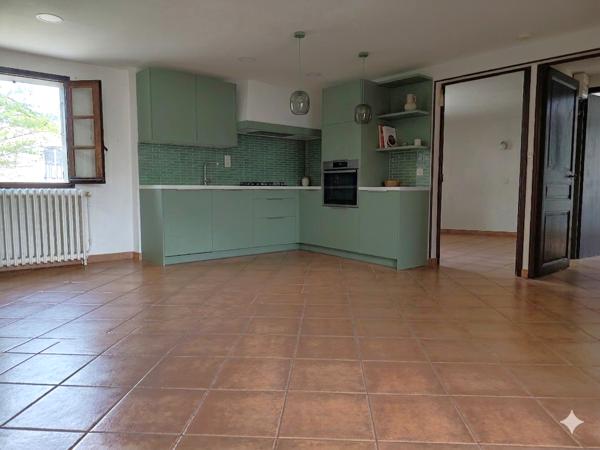 Maison
         5 pièces
        - 85 m² Exclusivité 150 000 € *