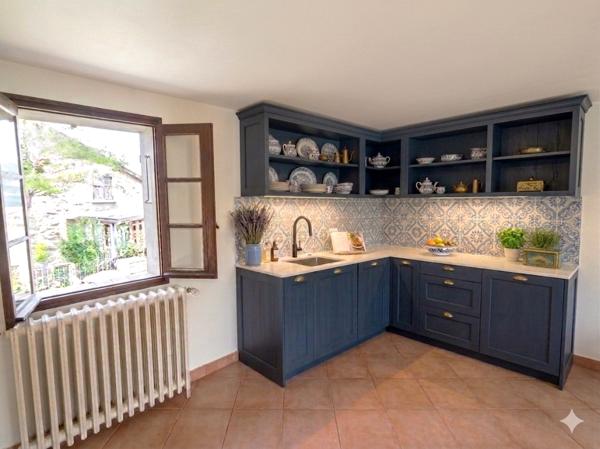 Maison
         5 pièces
        - 85 m² Exclusivité 150 000 € *