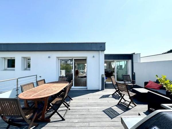 EXCLUSIVITÉ LARMOR-PLAGE : Ambiance nautique pour ce spacieux T3