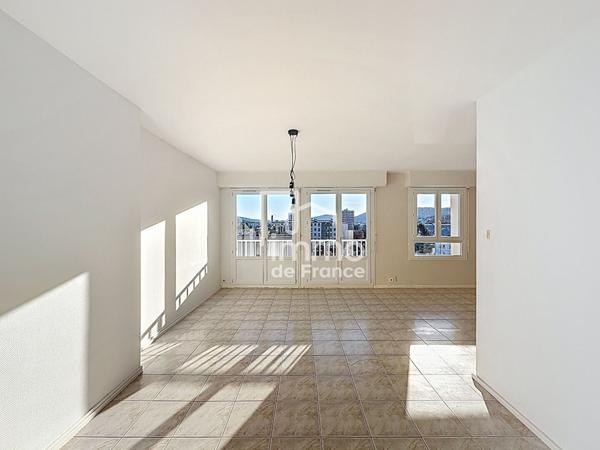 Appartement Oyonnax 4 pièce(s) 78 m2