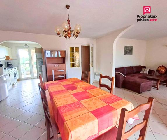 Appartement traversant 4P d'environ 81m² avec garage et place de parking sécurisé