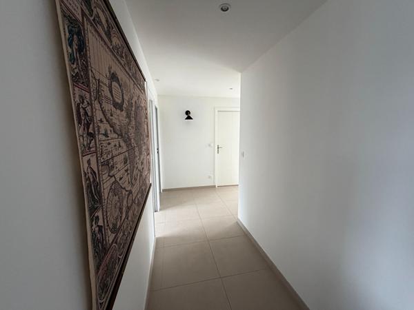 Superbe T4 avec balcon de 118 m²