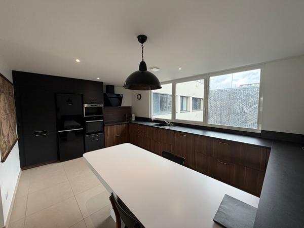 Superbe T4 avec balcon de 118 m²