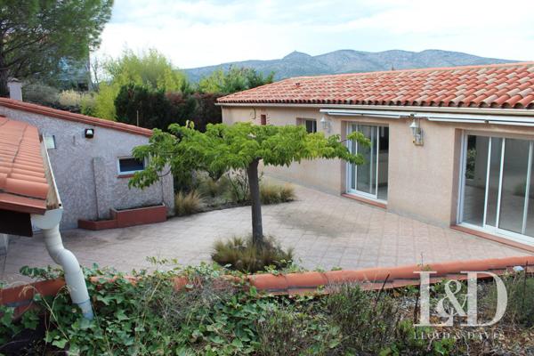 EXCEPTIONNEL VILLA TRADITIONNELLE AVEC GRAND PATIO CENTRAL