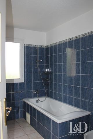 EXCEPTIONNEL VILLA TRADITIONNELLE AVEC GRAND PATIO CENTRAL