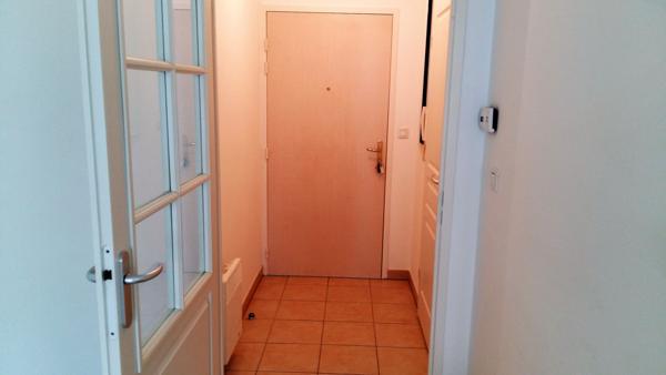 49240 AVRILLE STUDIO - AVRILLE